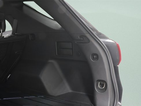 Used 2020 Chevrolet Equinox LT w/ Midnight Edition image 28