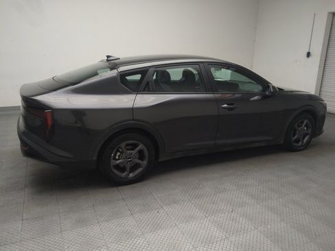 Used 2025 Kia K4 FWD image 10