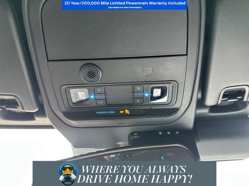 New 2025 Ford Bronco 4-Door image 20