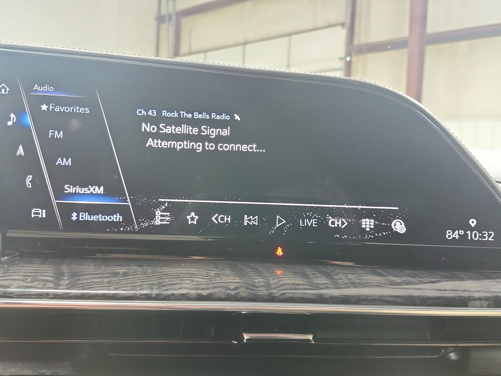 Used 2021 Cadillac Escalade ESV Premium Luxury AWD/4WD image 30