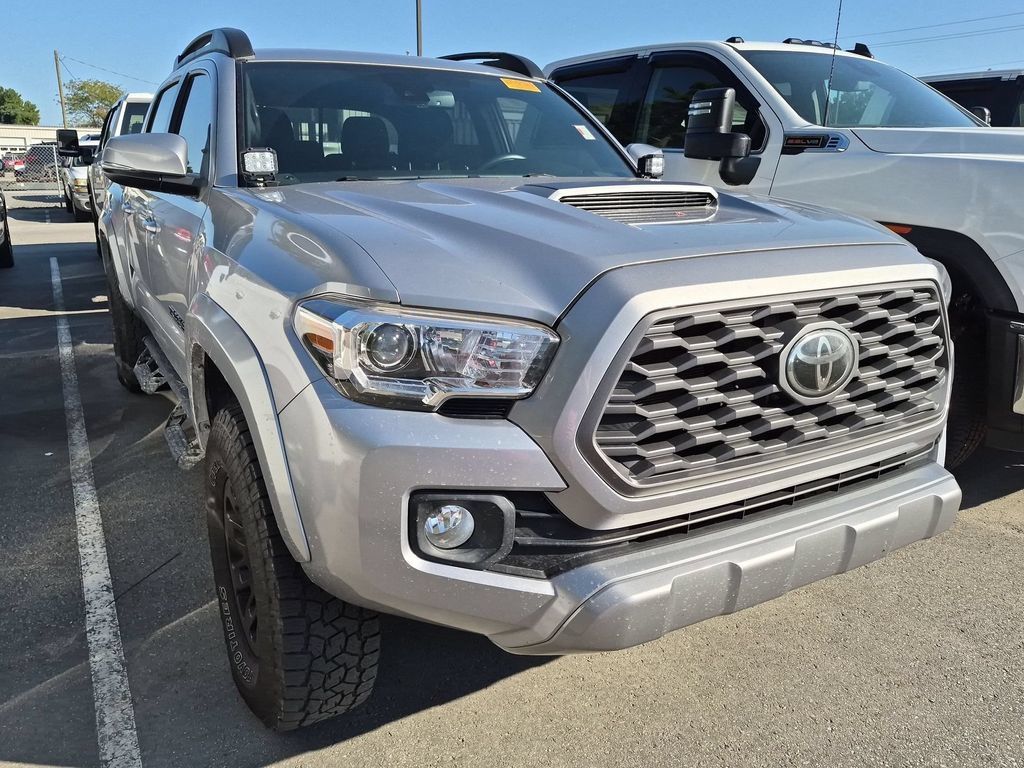 Used 2021 Toyota Tacoma TRD Sport AWD/4WD image 15