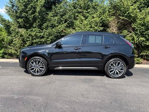 Used 2024 Cadillac XT4 Sport AWD/4WD image 2
