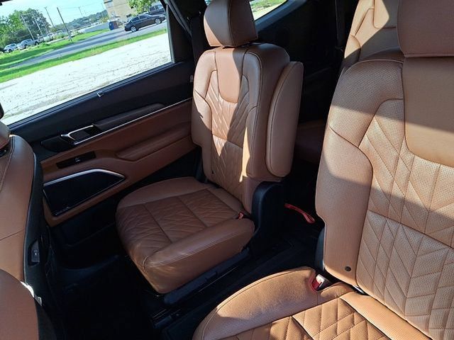 Used 2024 Kia Telluride SX X-Line AWD/4WD image 19