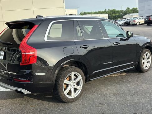 Used 2021 Volvo XC90 T6 Momentum w/ Protection Package Premier AWD/4WD image 28