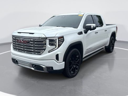 Used 2023 GMC Sierra 1500 Denali AWD/4WD image 3