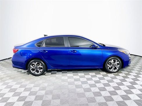 Used 2020 Kia Forte LXS image 9