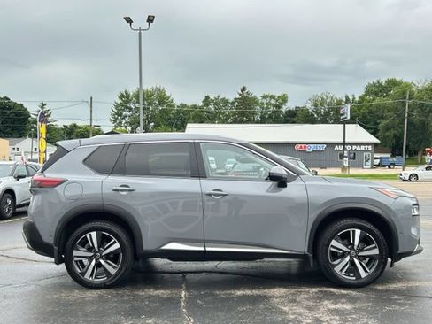Used 2021 Nissan Rogue Platinum AWD/4WD image 11