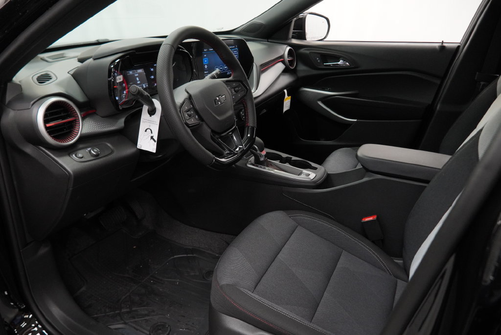 New 2026 Chevrolet Trax RS w/ Driver Confidence Package FWD image 20
