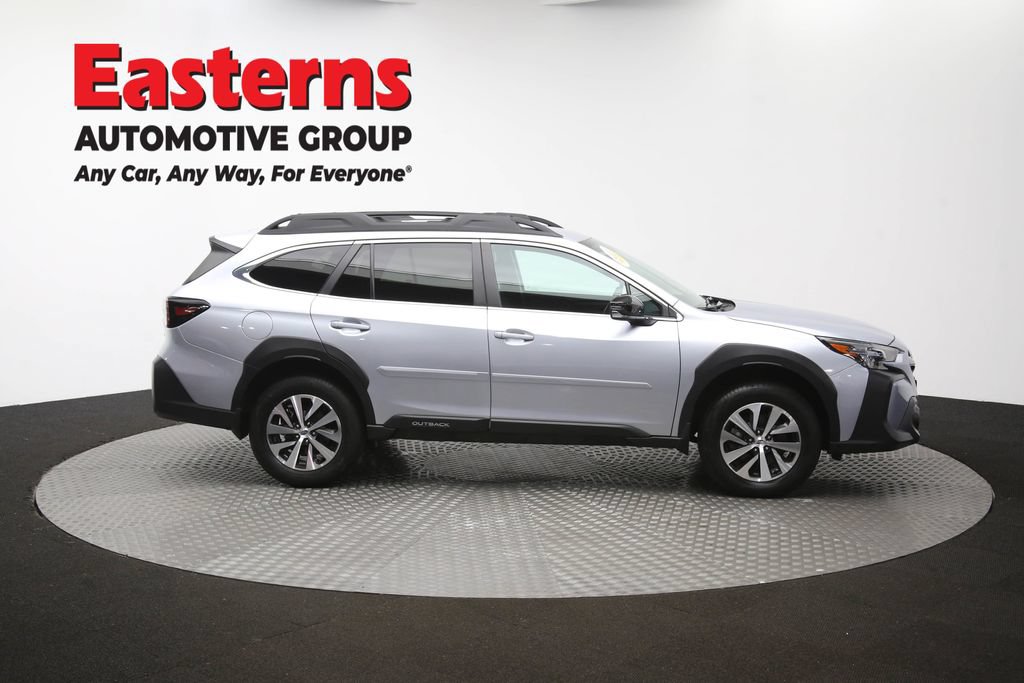 Used 2025 Subaru Outback Premium AWD/4WD image 40