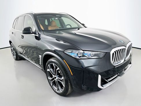 Certified 2025 BMW X5 xDrive50e w/ Parking Assistance Package image 3