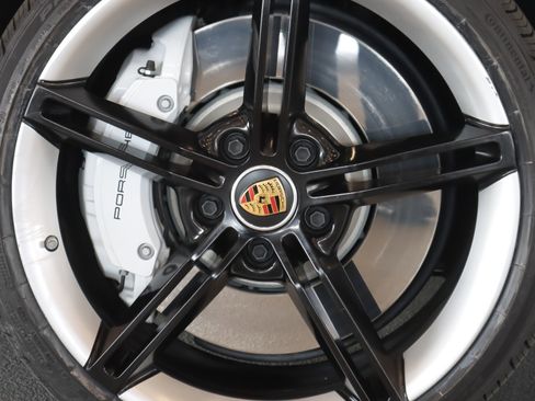 Used 2024 Porsche Taycan 4S AWD/4WD image 24