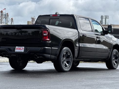 New 2026 RAM 1500 4x4 Crew Cab image 3