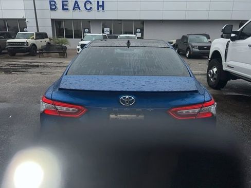 Used 2020 Toyota Camry XSE image 5