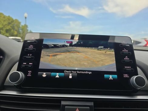 Used 2021 Honda Accord Sport image 33
