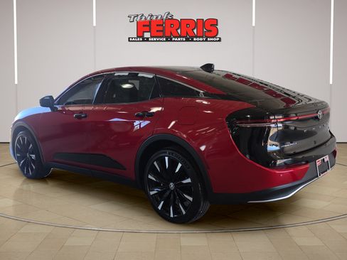 Used 2023 Toyota Crown Platinum AWD/4WD image 3
