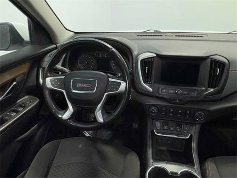 Used 2018 GMC Terrain SLE image 17