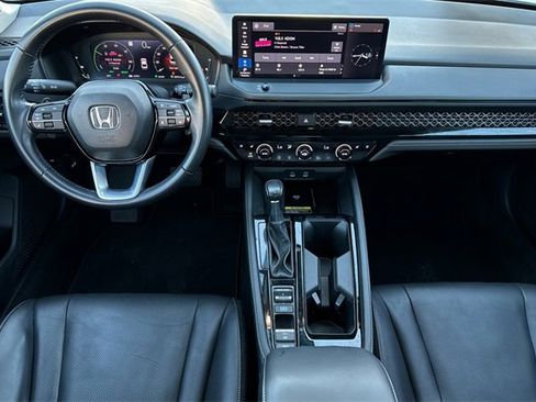 Used 2023 Honda Accord Touring image 17