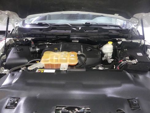 Used 2016 RAM 1500 Tradesman w/ Power & Remote Entry Group image 10