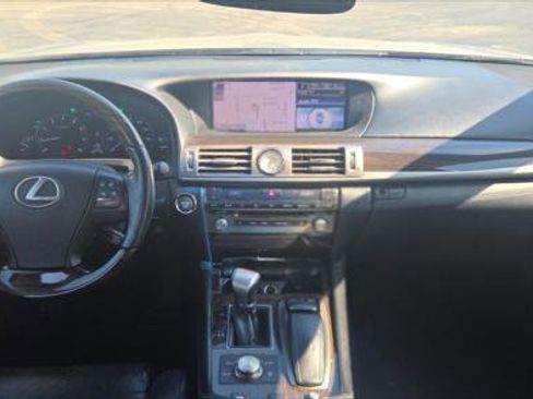 Used 2014 Lexus LS 460 w/ Comfort Package RWD image 23