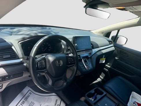 Used 2025 Honda Odyssey EX-L image 10