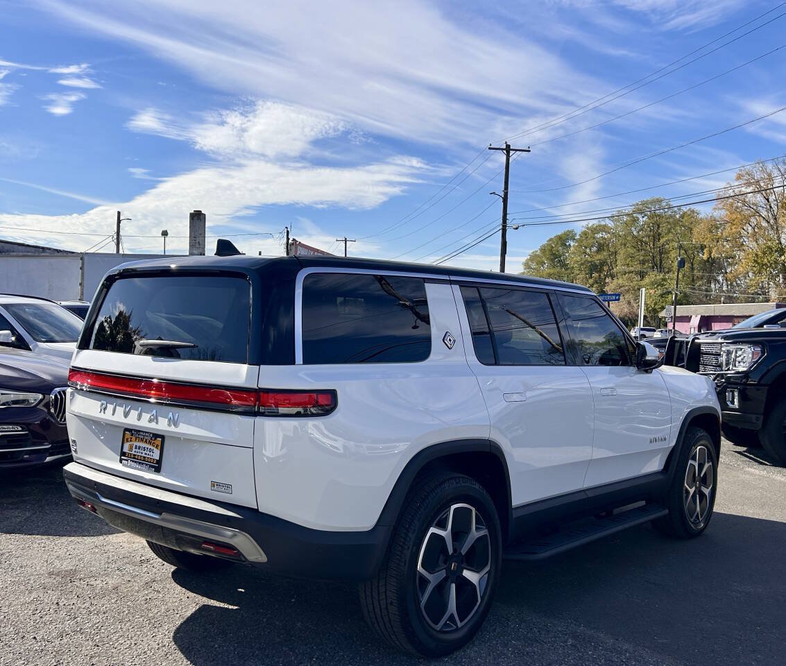 Used 2024 Rivian R1S Adventure Dual AWD/4WD image 5