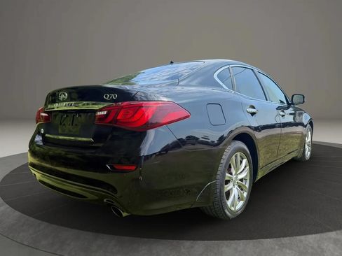 Used 2015 INFINITI Q70 3.7 RWD image 3