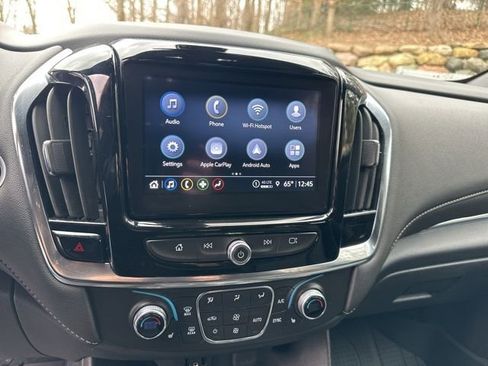 Used 2023 Chevrolet Traverse LT w/ LPO, Floor Liner Package image 19