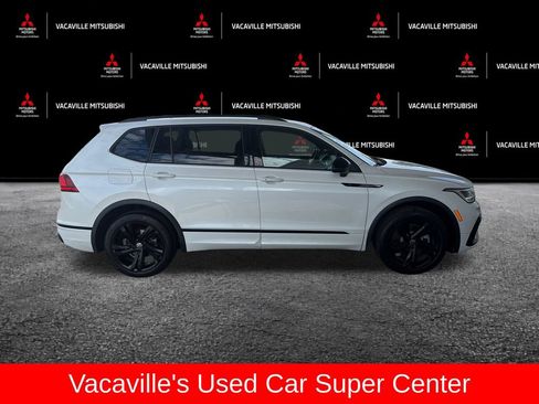 Used 2023 Volkswagen Tiguan SE R-Line FWD image 6
