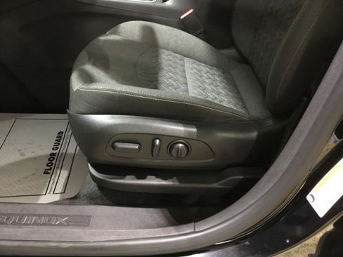 Used 2024 Chevrolet Equinox LT image 26