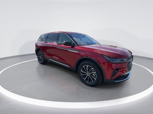 New 2026 Lincoln Nautilus Premier AWD/4WD image 2