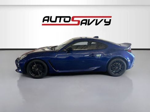 Used 2023 Toyota GR86 Premium RWD image 4