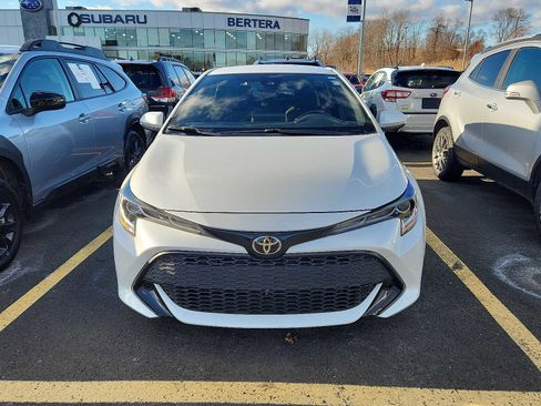 Used 2022 Toyota Corolla SE image 2