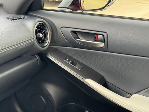 Used 2025 Lexus IS 350 F Sport image 35