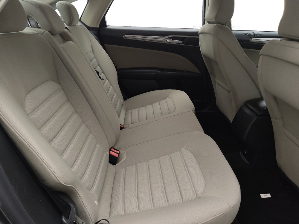 Used 2018 Ford Fusion S FWD image 19