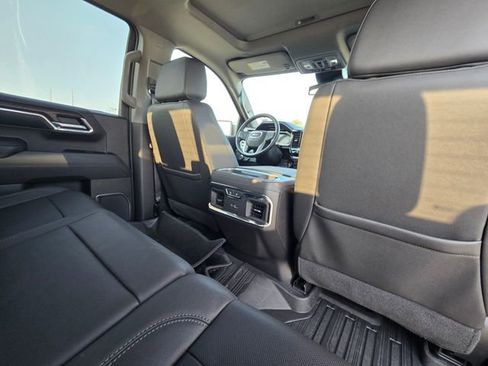 Used 2024 GMC Sierra 1500 SLT w/ SLT Premium Plus Package image 19