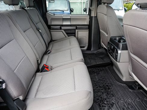 Used 2021 Ford F250 XLT w/ XLT Premium Package image 16