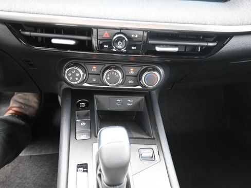 New 2026 Nissan Kicks S image 9