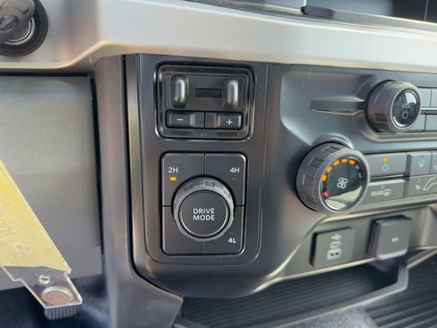 New 2026 Ford F550 4x4 Crew Cab image 23