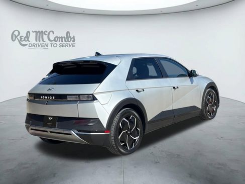 Used 2023 Hyundai Ioniq 5 SEL image 5