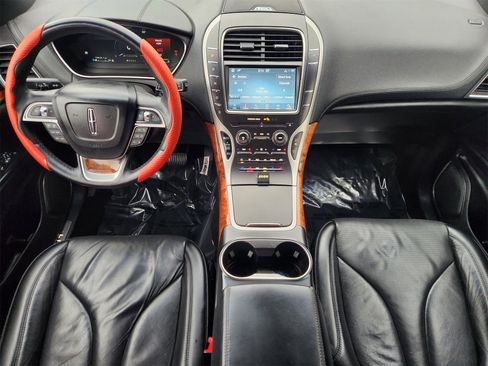 Used 2019 Lincoln Nautilus Reserve image 2