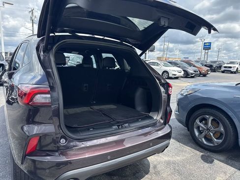 Certified 2023 Ford Escape ST-Line w/ Tech Pack #1 image 21