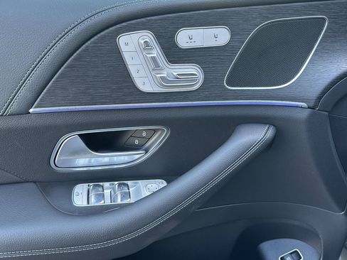 New 2026 Mercedes-Benz GLE 450 GLE 450 Coupe 4MATIC image 9