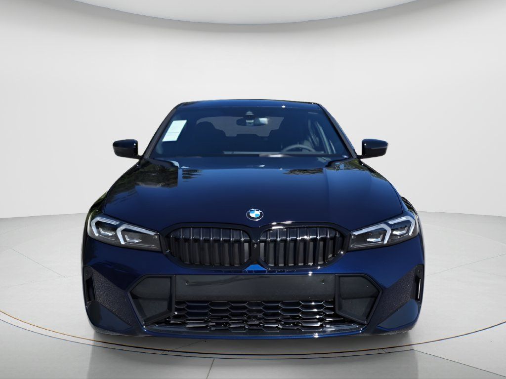 New 2026 BMW 330i Sedan w/ M Sport Package RWD image 2