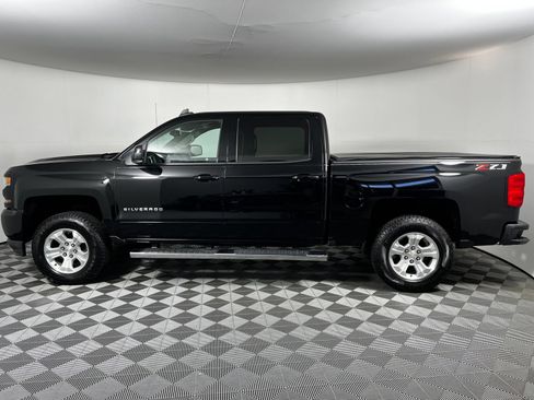 Used 2018 Chevrolet Silverado 1500 LT AWD/4WD image 8