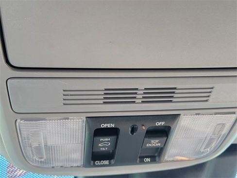 Certified 2018 Honda Odyssey EX-L image 31