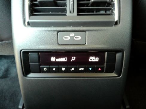 Used 2024 MAZDA CX-90 3.3 Turbo w/ Premium Package image 33