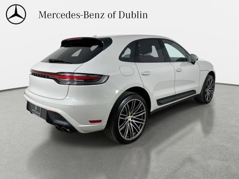 Used 2023 Porsche Macan AWD/4WD image 5