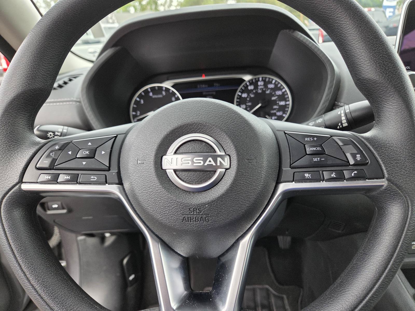 Used 2025 Nissan Sentra SV FWD image 24