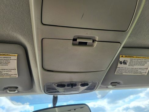 Used 2005 Ford Focus SE image 21