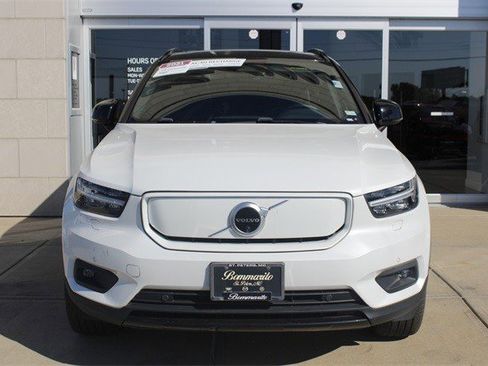 Used 2021 Volvo XC40 P8 Recharge w/ Advanced Package image 3
